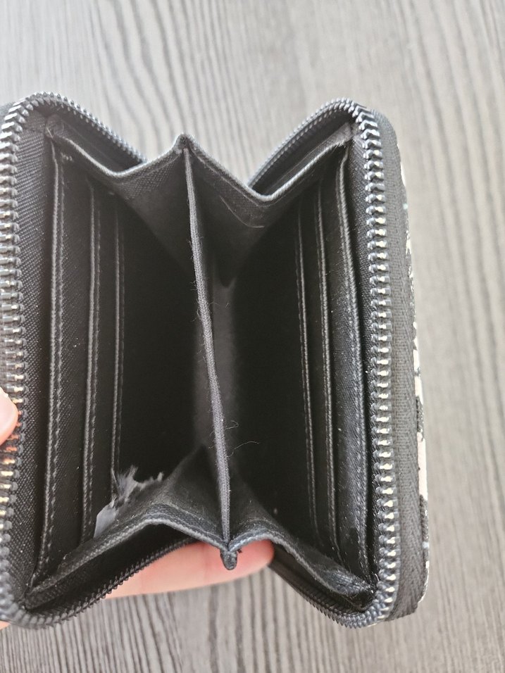 Çiçek Desenli Fermuarlı Kadın Cüzdanı - Görsel 2