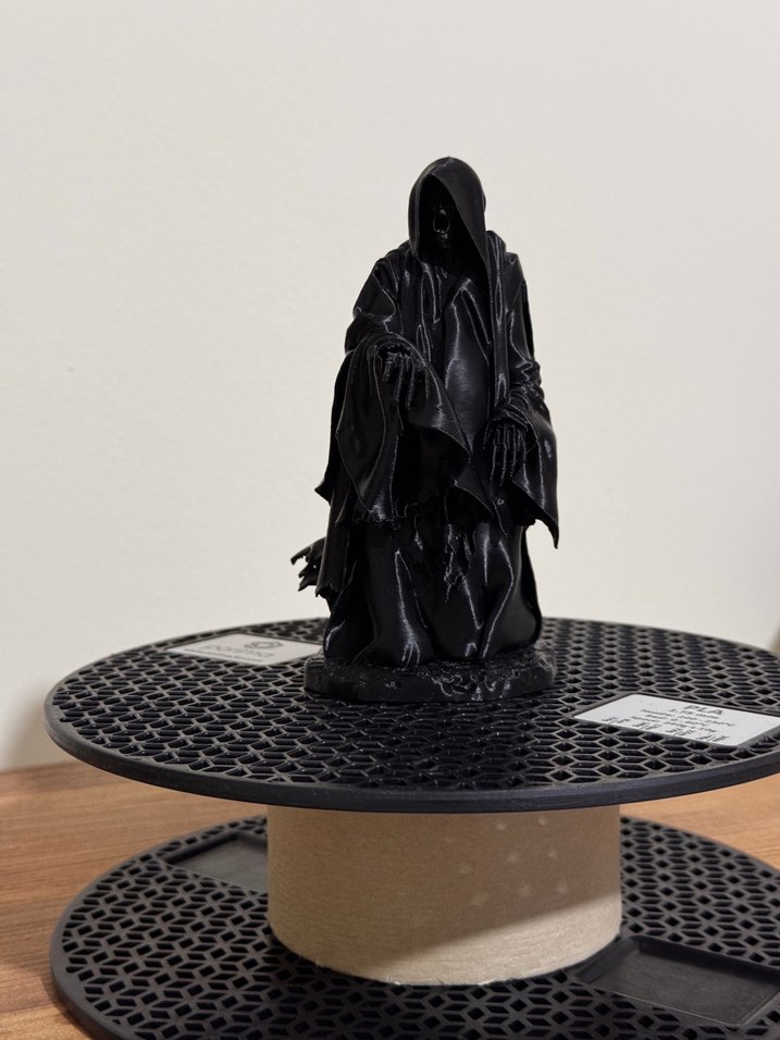 Kara Kapüşonlu Korkutucu Aksiyon Figürü - Görsel 3