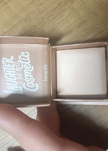 Benefit Dandelion Mini highlighter - Görsel 2