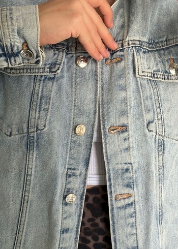 Düğmeli Gri Kadın Denim Ceket - Görsel 2
