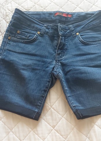 Parlak Mavi Mini Kadın Denim Şort - Görsel 2