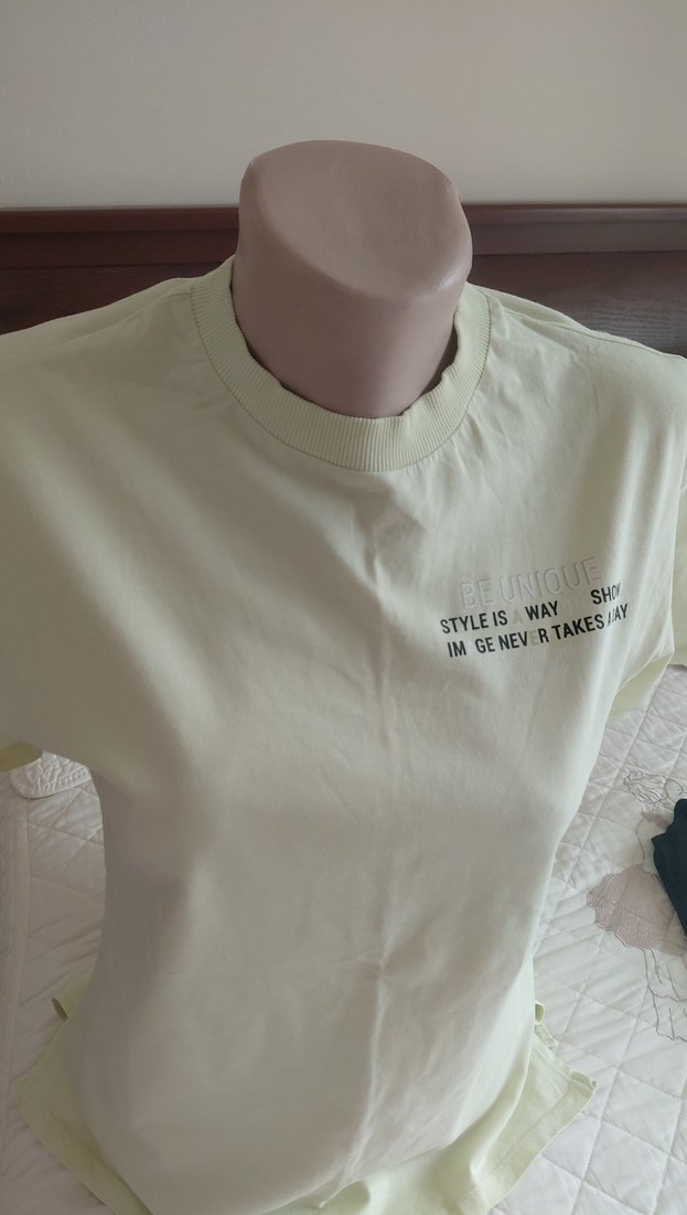 Kadın Beyaz Kısa Kollu Pamuk Tişört ve tayt takım - Görsel 2