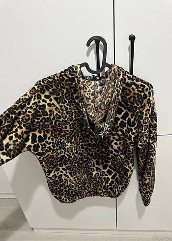 Kürklü Leopar Desenli Kapüşonlu Sweatshirt - Görsel 2