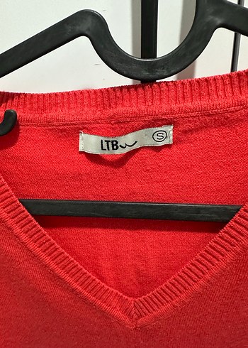 Kırmızı V Yaka Triko Kadın Kazak - Görsel 3