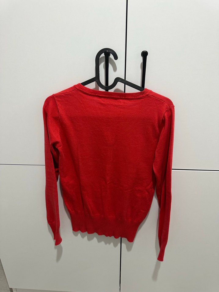 Kırmızı V Yaka Triko Kadın Kazak - Görsel 2