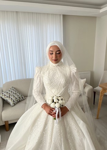 Henna Gelinlik Zarif Ve Sik Tesettur Gelinlik