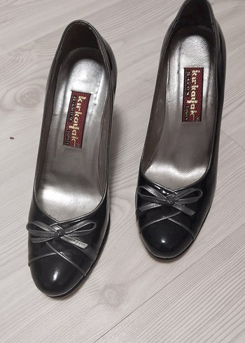 Diğer Klasik Siyah Stiletto Topuklu Kadın Ayakkabı