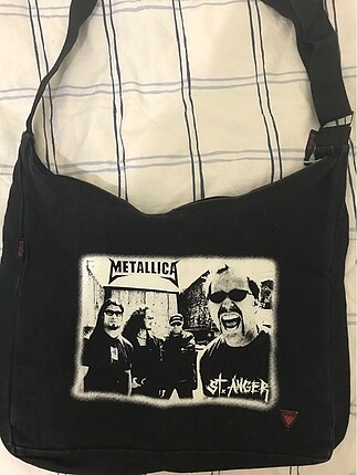Metallica kol çantası