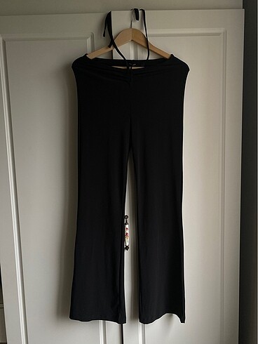 Pull and Bear Pull&bear ipli vücudu saran ispanyol tayt pantolon