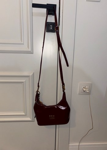 Beden Bordo Charm Detaylı Uzun saplı Deri Kadın Çanta