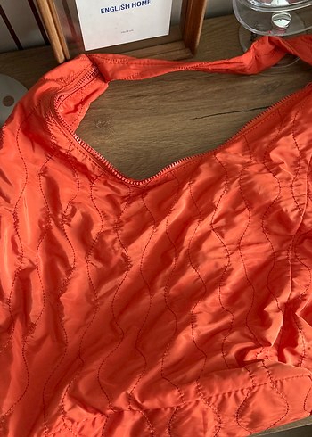 Pull & Bear Kadın Turuncu V Yakalı Fermuarlı Yelek
