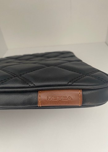Beden Siyah Deri Kapitone Kadın laptop çantası