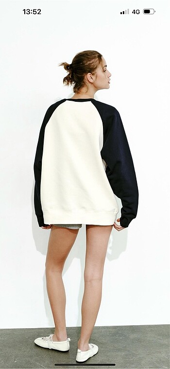 Zara slogan işlemeli sweatshirt - Görsel 4