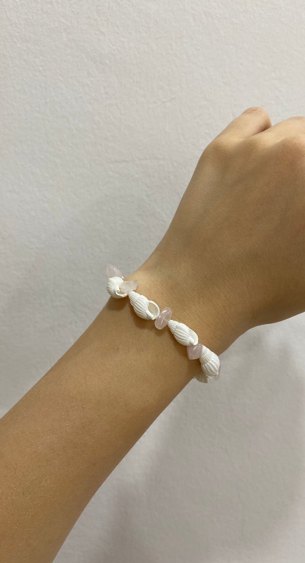 Beyaz Boncuklu Deniz Kabuklu Bileklik - Görsel 3