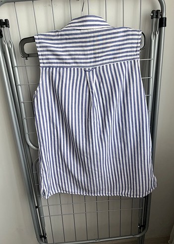 LCW WAİKİKİ Düğmeli Çizgili Kolsuz Gömlek - Görsel 2