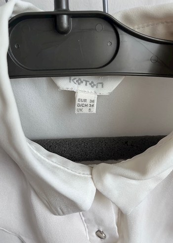 Koton Beyaz Fırfırlı Kolsuz Gömlek - Görsel 3