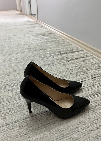 39 Beden Siyah Yılan Desenli Stiletto Topuklu Kadın Ayakkabı