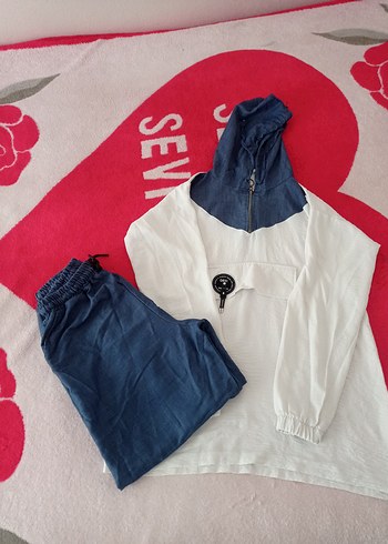 Bershka Kapüşonlu Fermuarlı Kadın Şortlu Takım