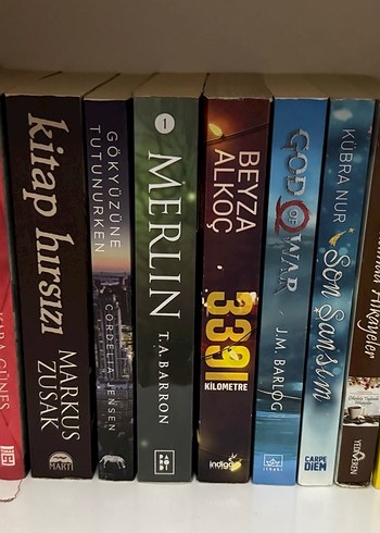 Çeşitli Yazarlardan Roman Kitap Seti - Görsel 2