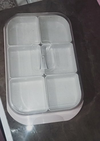 Beyaz Gri Bölmeli Saklama Kabı