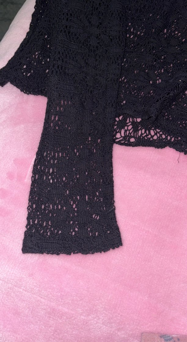 Dantel Detaylı Siyah V Yaka Kadın Kazak - Görsel 2