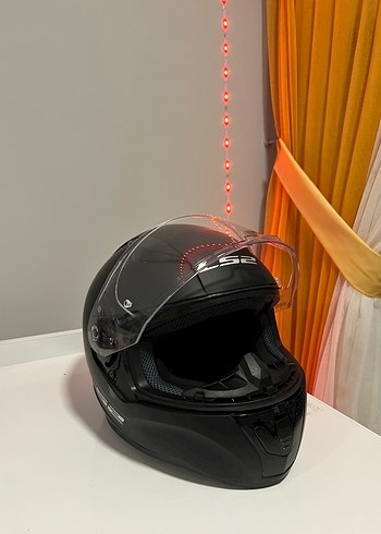 LS2 RAPİD II MAT SİYAH KASK 0 AYARINDA ÇİZİKSİZ..