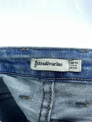 36 Beden çeşitli Renk Stradivarius Jean / Kot %70 İndirimli.
