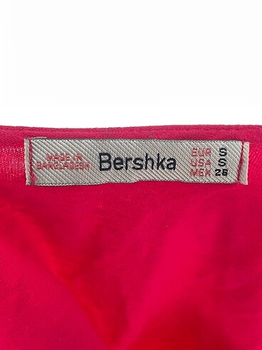 s Beden çeşitli Renk Bershka Bluz %70 İndirimli.