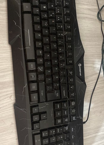 Siyah ASUS Monitör ve Klavye (acil satılık) - Görsel 4