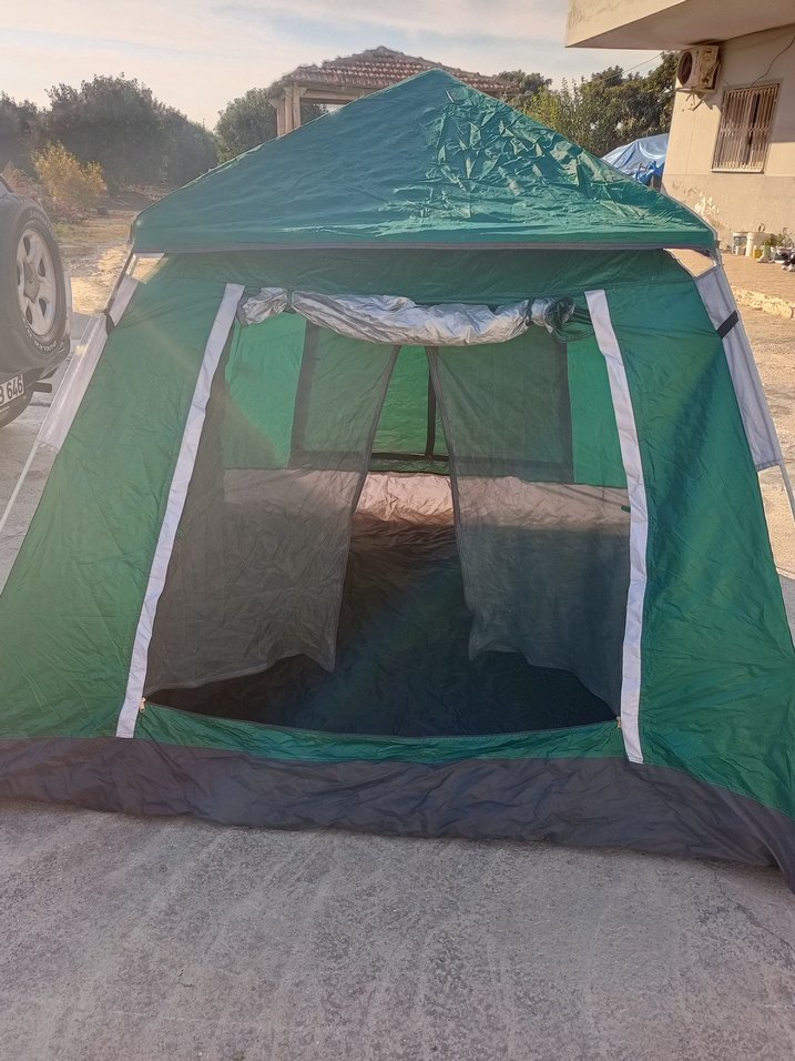5 Kişilik koyu yeşil kamp çadırı - Görsel 3