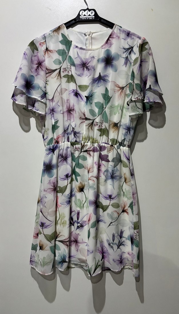 Çiçek Desenli Renkli Uzun Elbise - Görsel 2