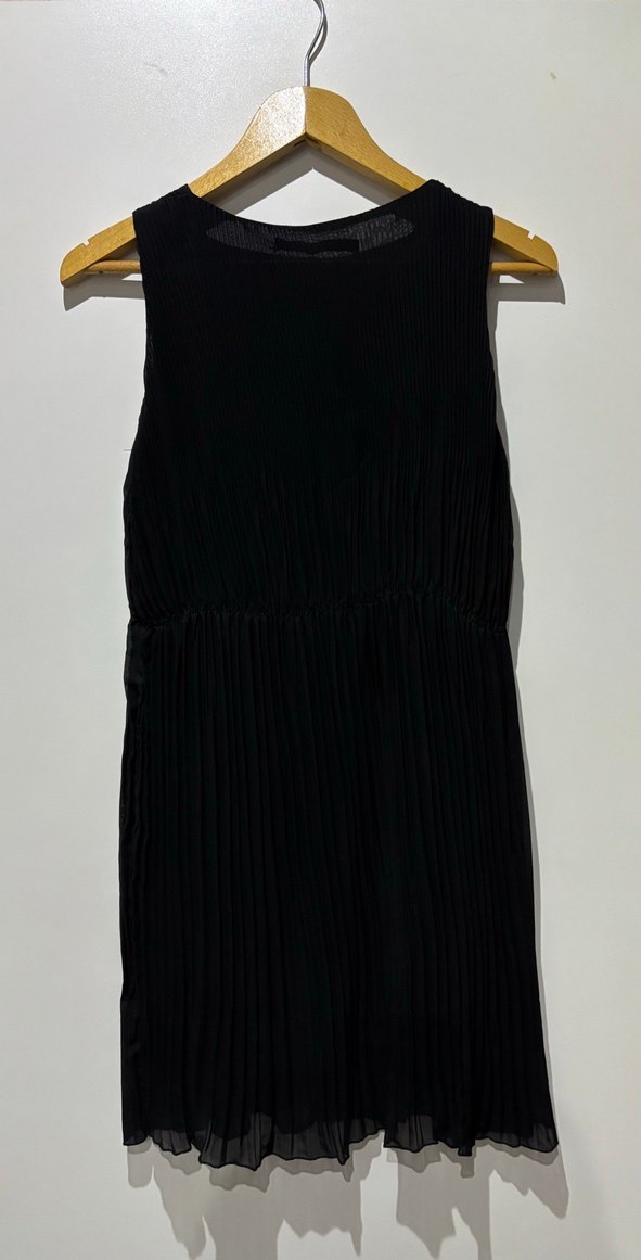 Siyah Kolsuz Piliseli Uzun Keten Elbise - Görsel 3