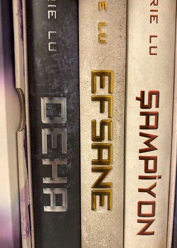 Marie Lu Roman Seti: Deha, Efsane, Şampiyon