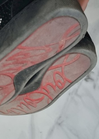 İthal Replika Siyah Süet İşlemeli ve Payetli Erkek Spor Ayakkabı - Görsel 3