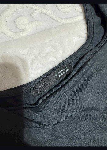 Siyah V Yakalı Uzun Kollu Kadın Bluz - Görsel 2