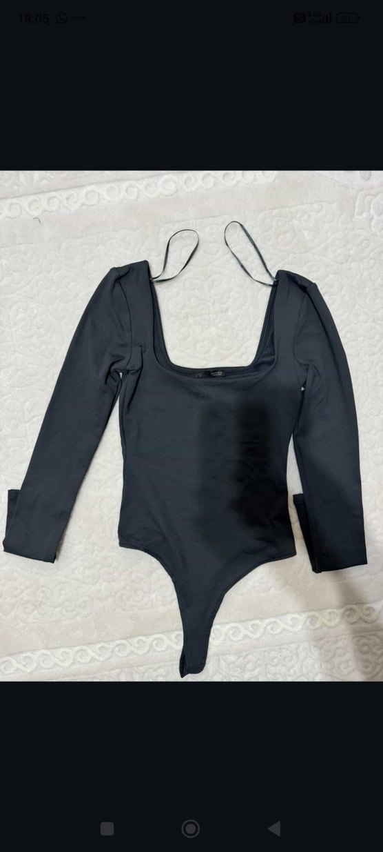 Siyah V Yakalı Uzun Kollu Kadın Bluz - Görsel 5