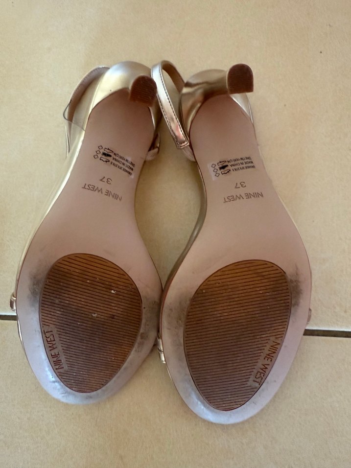 Nine West Lame yepyeni dekolte stiletto! - Görsel 3