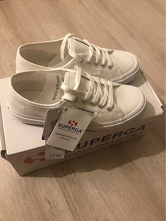 Superga beyaz ayakkabı