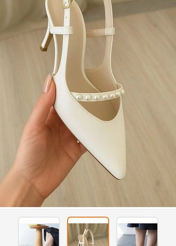İnci Detaylı Beyaz Stiletto Topuklu Ayakkabı
