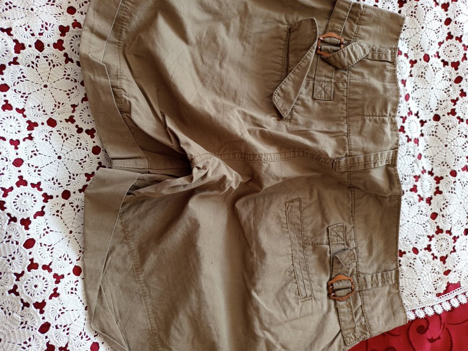 Düğmeli Bej Mini Şort - Görsel 3