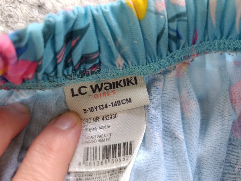 Çiçek Desenli Pileli Bohem Kız Şortu - Görsel 2