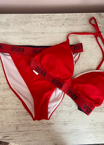 USPA Kırmızı Mini Bikini Takımı