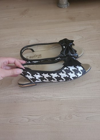Diğer Parlak Siyah Kareli Kadın Dolgu Topuklu Ayakkabı