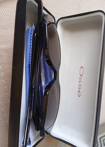 Koyu Kahverengi Klasik Kadın Güneş Gözlüğü - Görsel 2