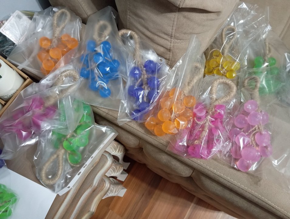 Üzüm Şeklinde Mavi okyanus kokulu Sabun
EL YAPIMI - Görsel 3