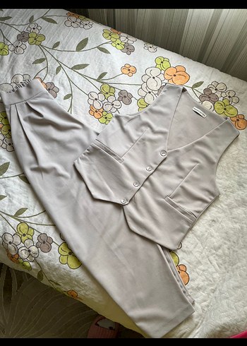 V Yaka Kolsuz Midi Keten Tulum - Görsel 5