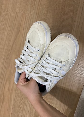 40 Beden Adidas Beyaz Kadın Günlük Spor Ayakkabı