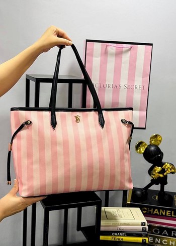 Victoria s Secret Victoria's Secret Siyah Zebra Desenli Deri İş Çantası