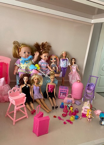 Beden Renk Barbie Bebek ve Aksesuar Seti