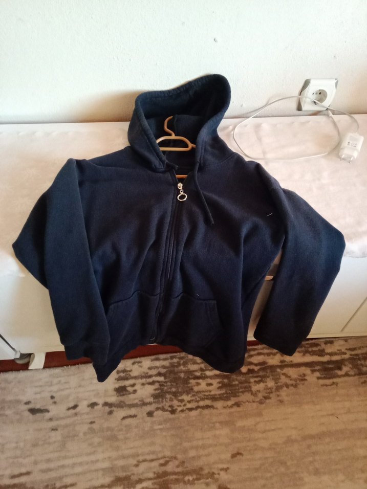 Siyah Kapüşonlu Fermuarlı Erkek Polar - Görsel 2